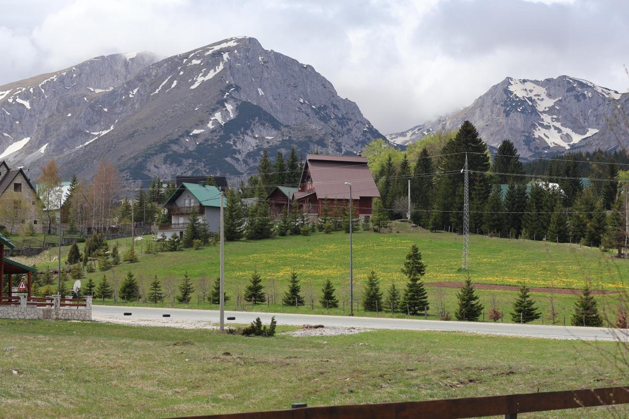 Portes Du Soleil - Zabljak Exterior foto